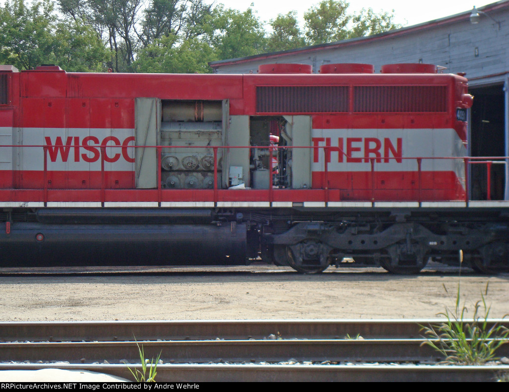 Prime mover of WSOR 4051 visible